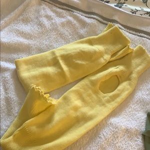 Yellow leg warmers